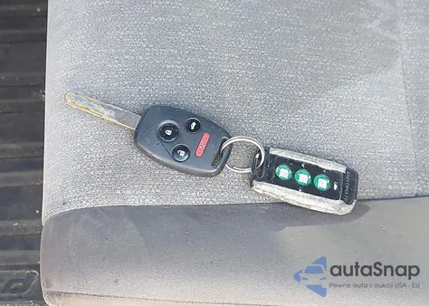 2009 Honda Accord 2.4 Lx из США, поврежденный, VIN 1HGCP26349A194448